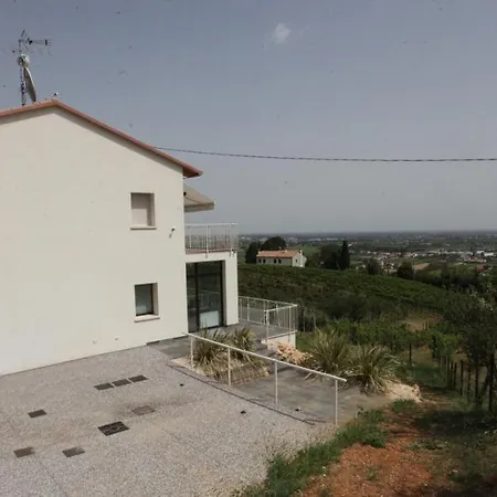 Gasthuis Terrazza San Vettore Con Colazione, Relax In Collina Con Vista Sui Vigneti Docg Asolo